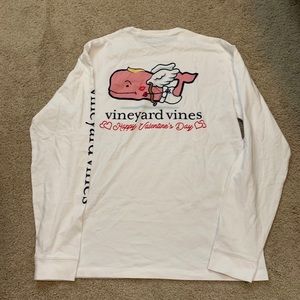 vineyard vines valentine’s day long sleeve t-shirt